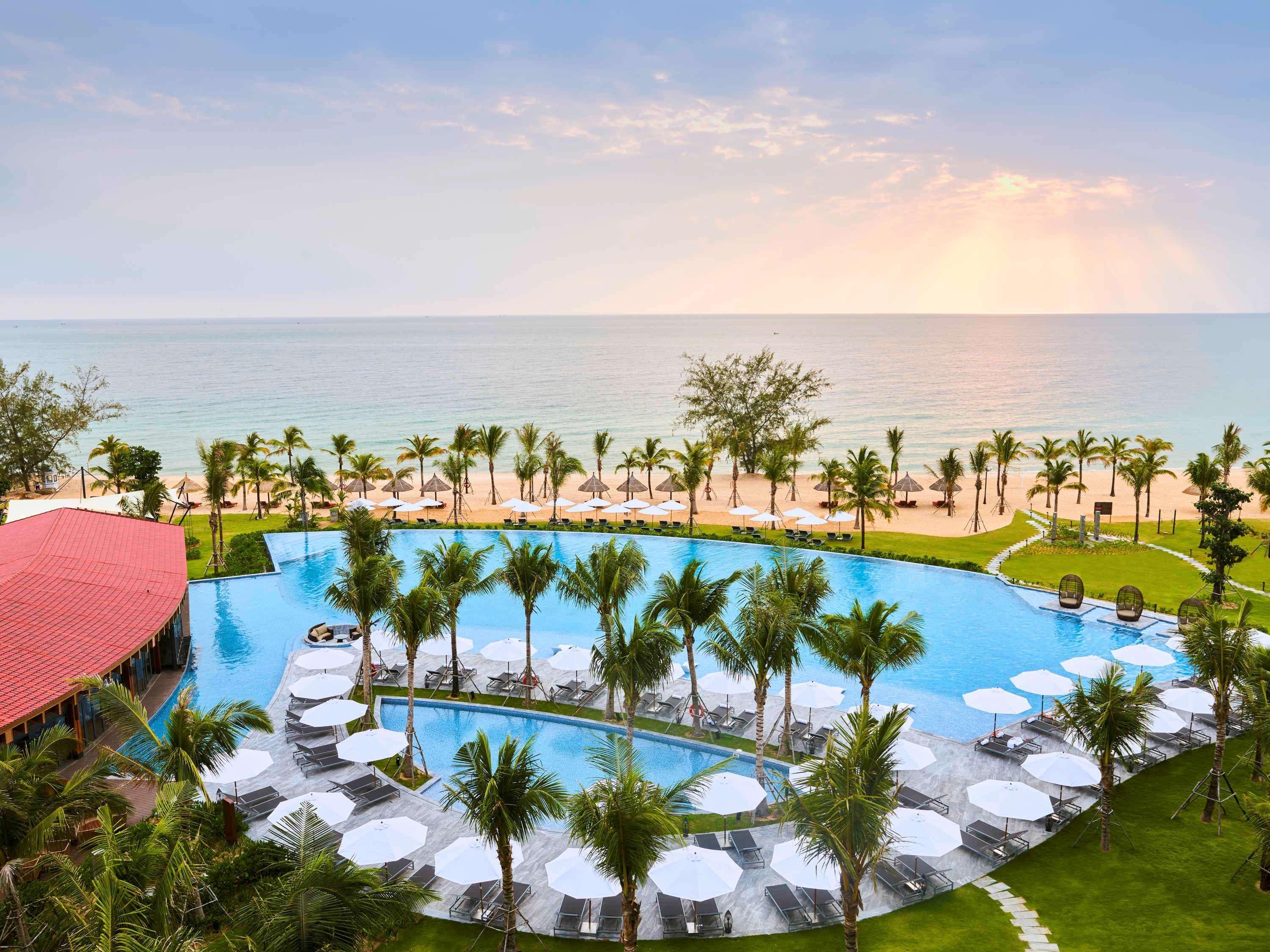 Movenpick Resort Waverly Phu Quoc Exterior photo