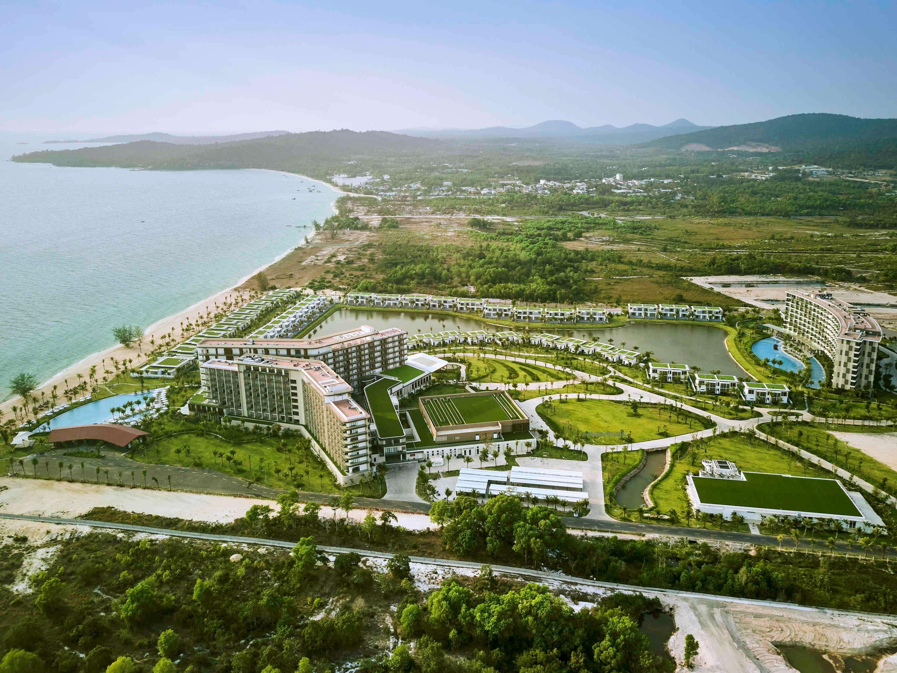 Movenpick Resort Waverly Phu Quoc Exterior photo