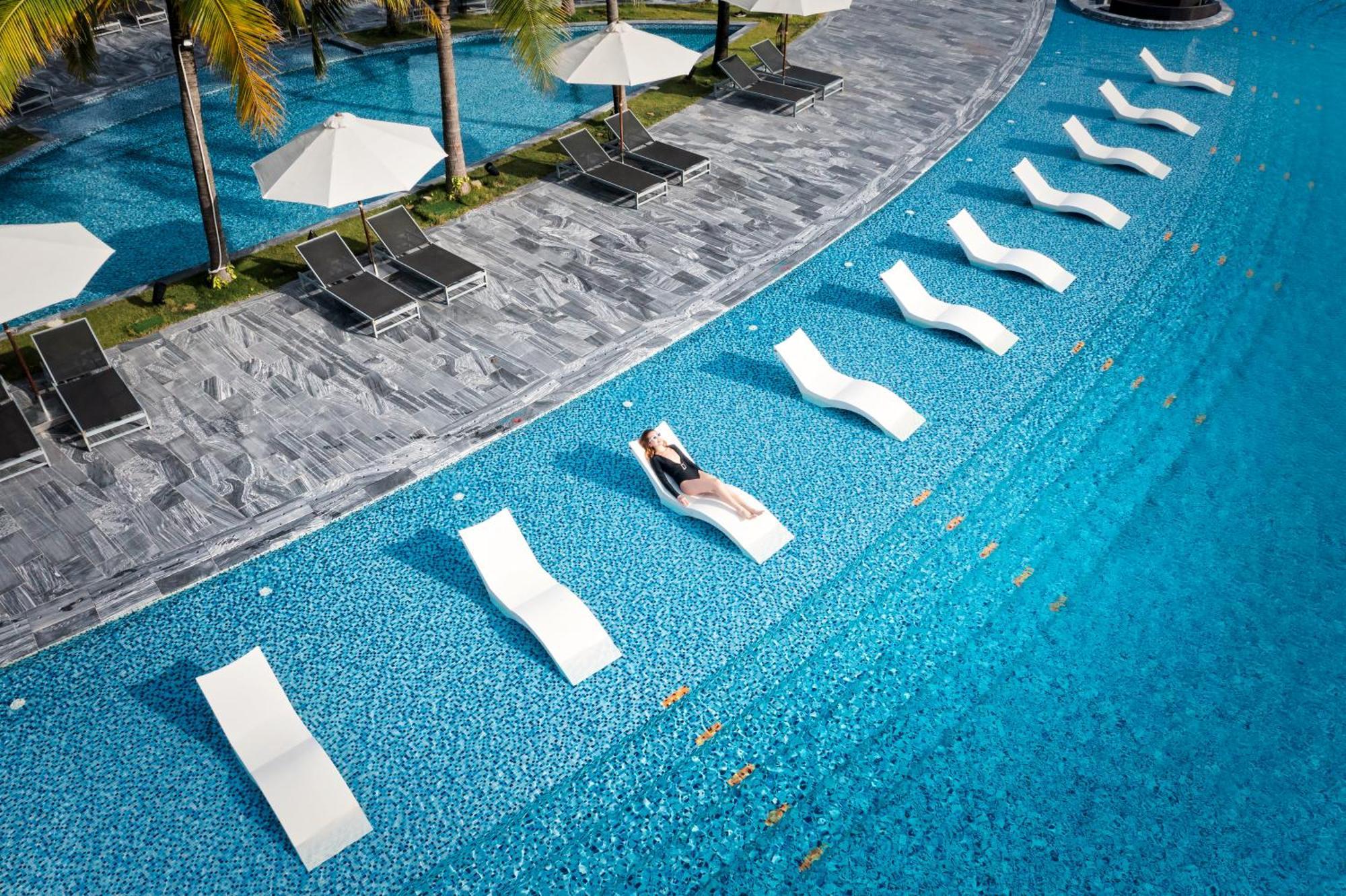 Movenpick Resort Waverly Phu Quoc Exterior photo