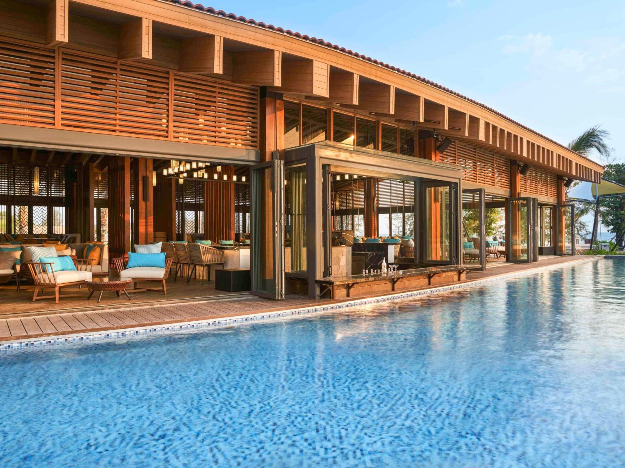 Movenpick Resort Waverly Phu Quoc Exterior photo